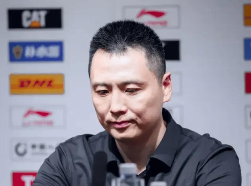 乐鱼体育app下载-G2淘汰山东采访！卢伟认可全队+调整外援状态，洛夫顿谈自身发挥